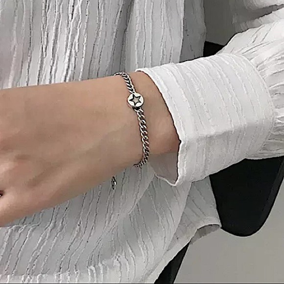 STERLING SILVER SMILEY FACE BRACELET - Picture 5 of 6